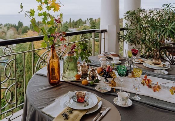 Шеф & Дизайнер в проекте ART WEEK