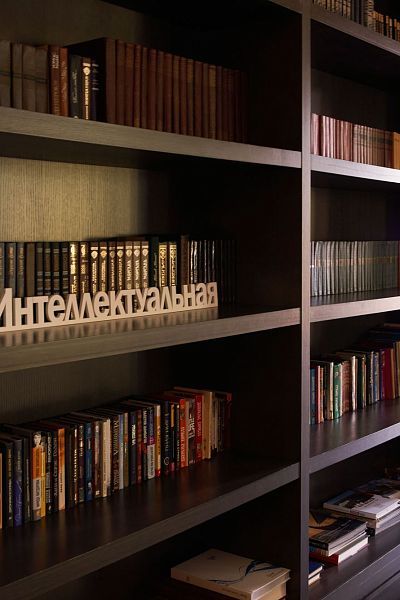 Открытие уникальной выставки: «АнтиЛюкс. Выставка Поп-арт» 